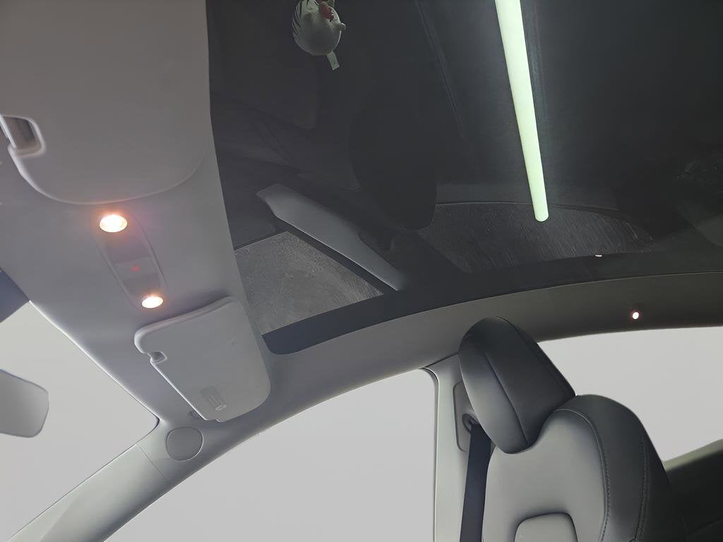 2024 Tesla Model Y Performance