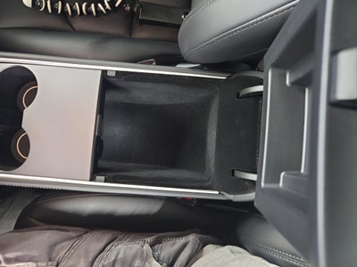 2024 Tesla Model Y Performance