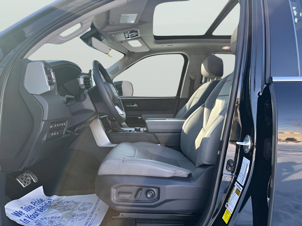 2023 Toyota Sequoia SR5