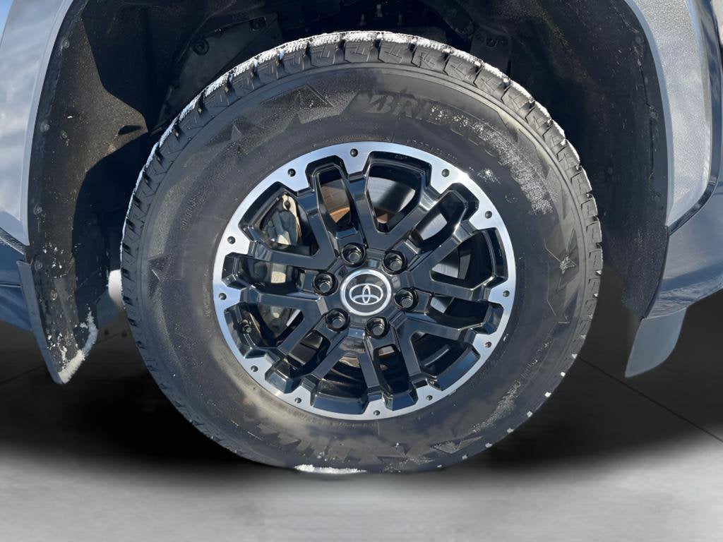 2023 Toyota Sequoia SR5