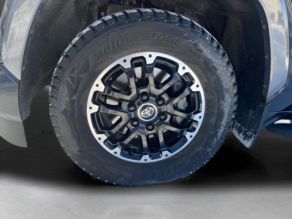 2023 Toyota Sequoia SR5