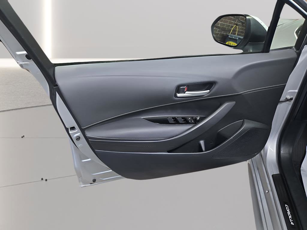 2019 Toyota Corolla Hatchback SE