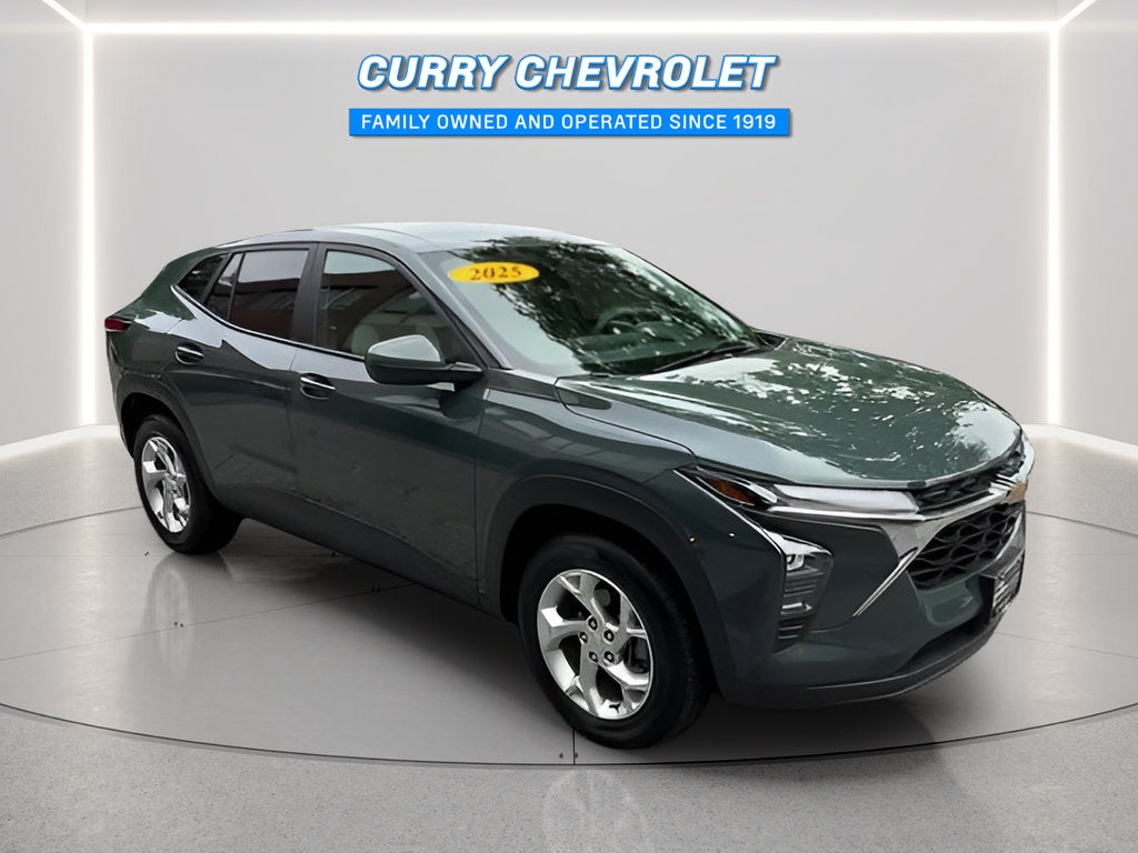 2025 Chevrolet Trax LS