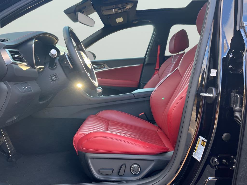 2024 Genesis G70 2.5T