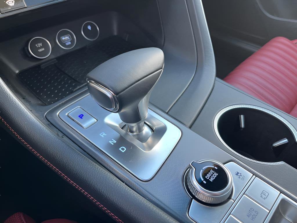 2024 Genesis G70 2.5T