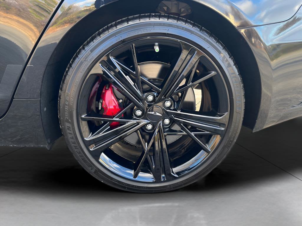 2024 Genesis G70 2.5T