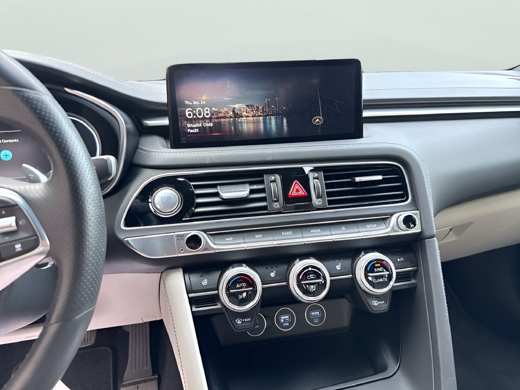 2023 Genesis G70 2.0T