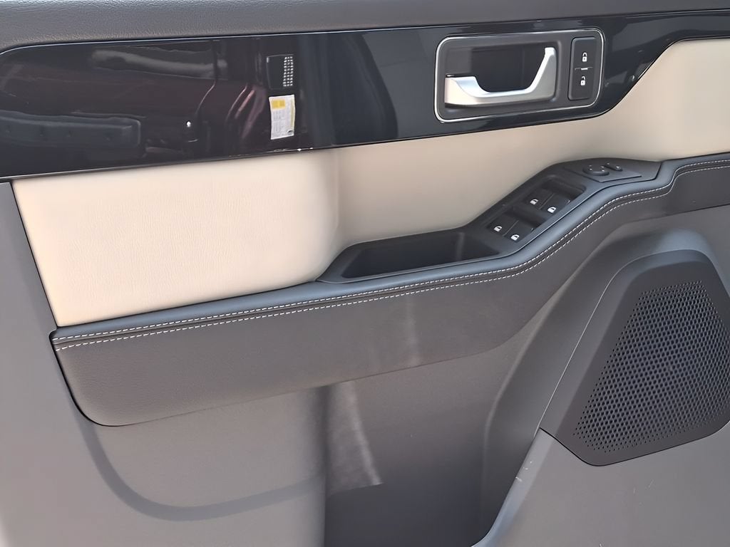 2025 INEOS Grenadier Station Wagon Base