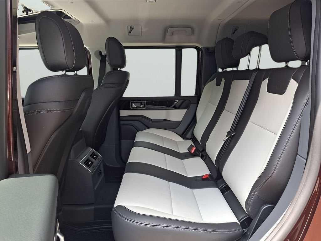 2025 INEOS Grenadier Station Wagon Base