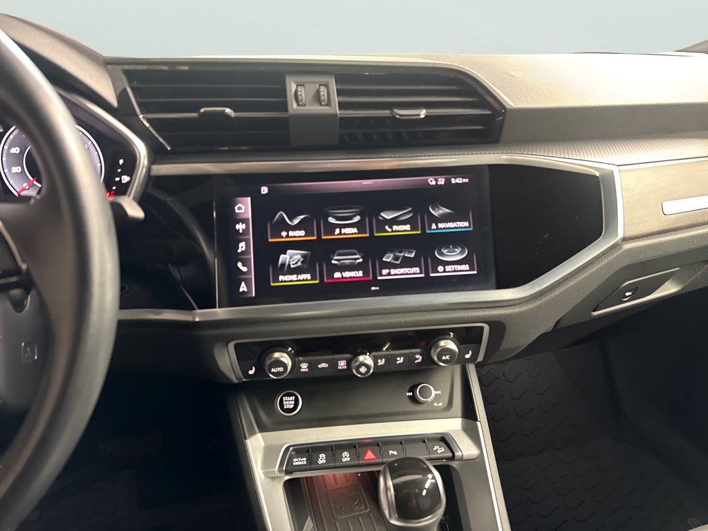 2021 Audi Q3 S line Premium Plus