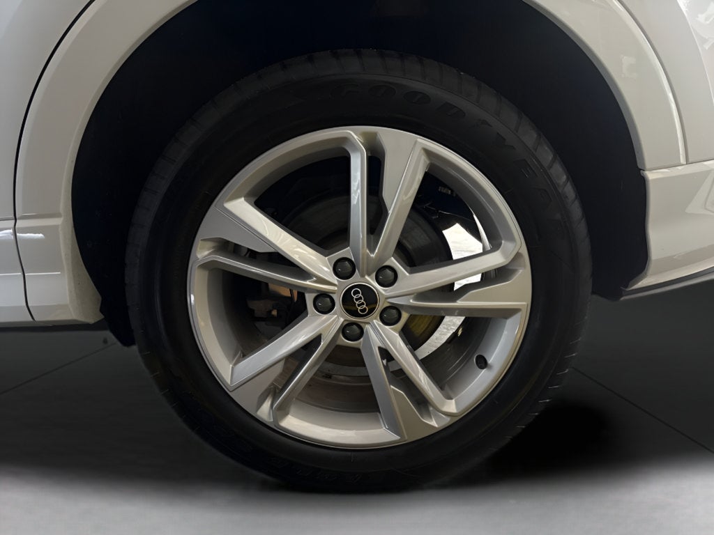 2021 Audi Q3 S line Premium Plus