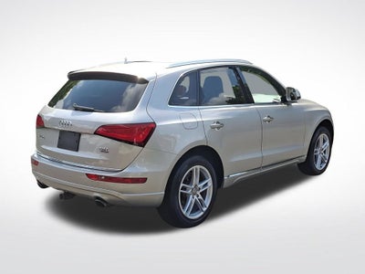 2017 Audi Q5 2.0T quattro Premium Plus