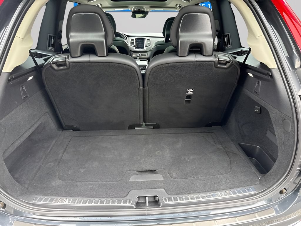 2022 Volvo XC90 Inscription