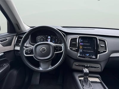 2022 Volvo XC90 Inscription