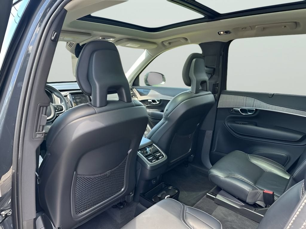 2022 Volvo XC90 Inscription