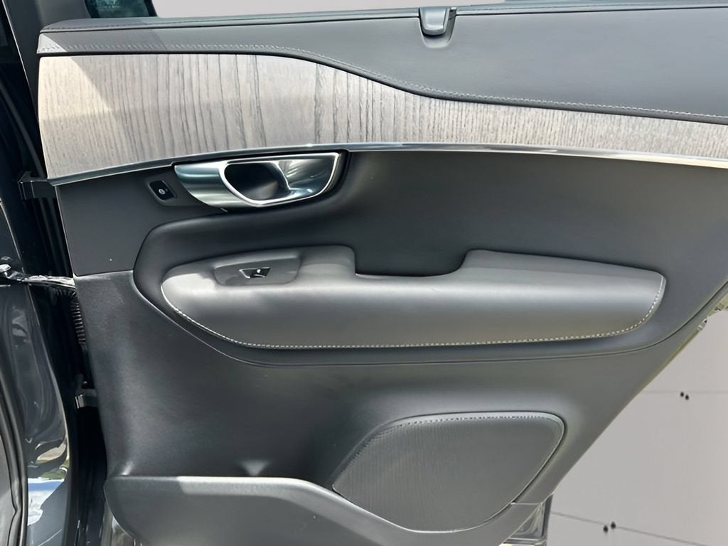 2022 Volvo XC90 Inscription