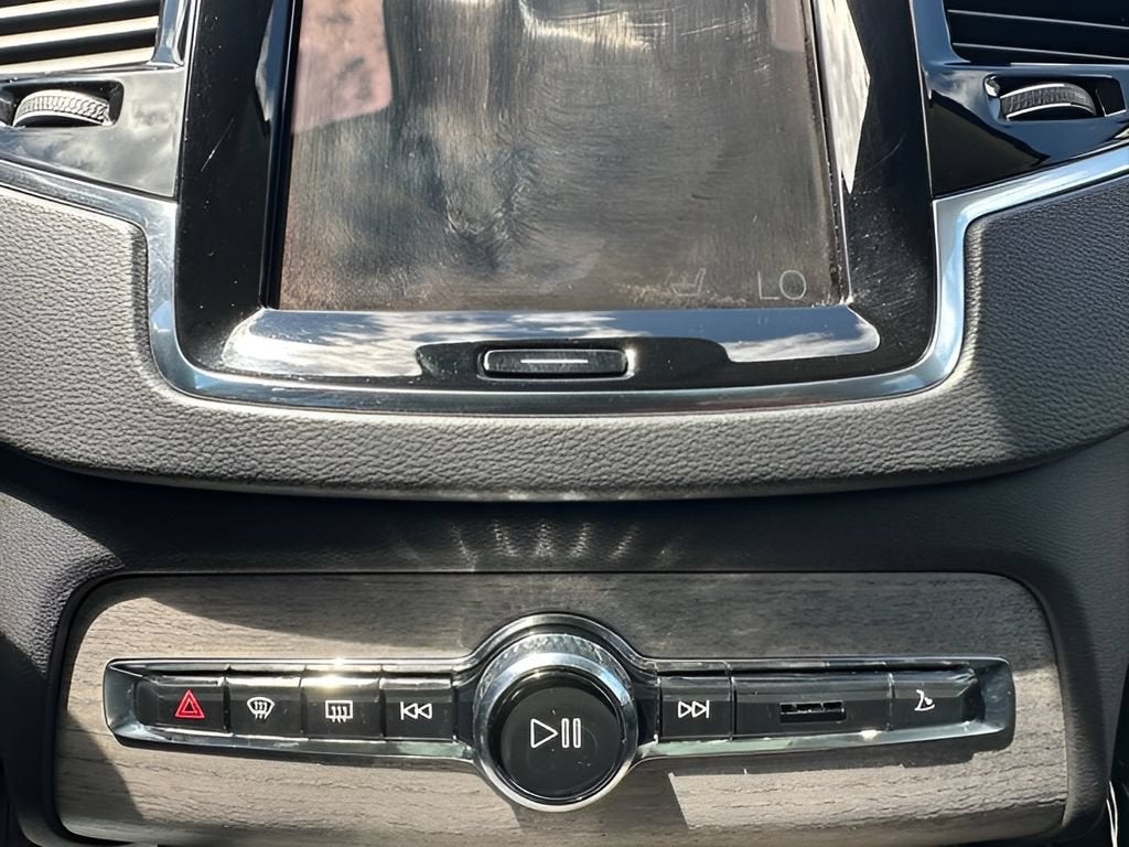 2022 Volvo XC90 Inscription