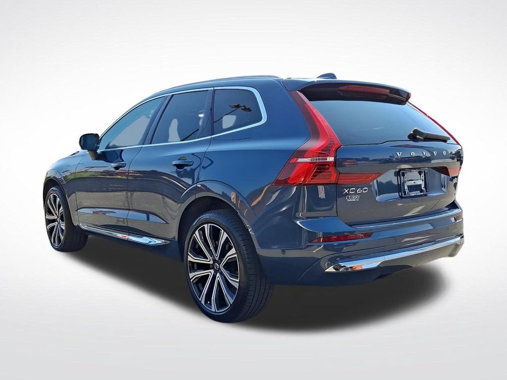 2023 Volvo XC60 Ultimate Bright Theme