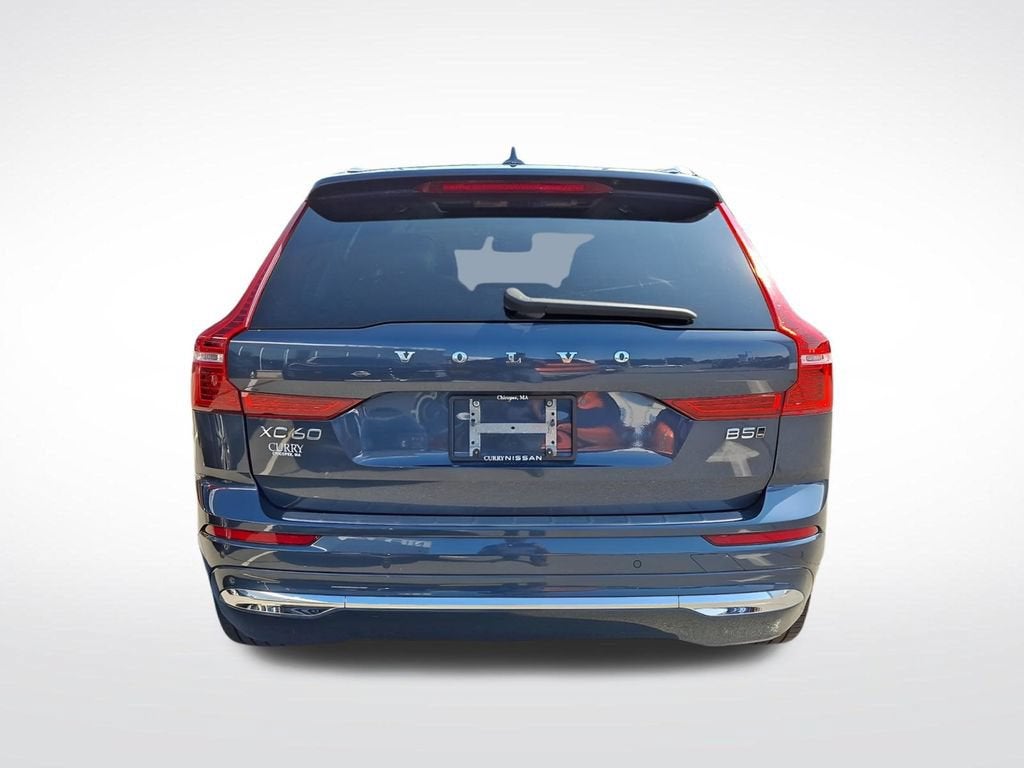 2023 Volvo XC60 Ultimate Bright Theme